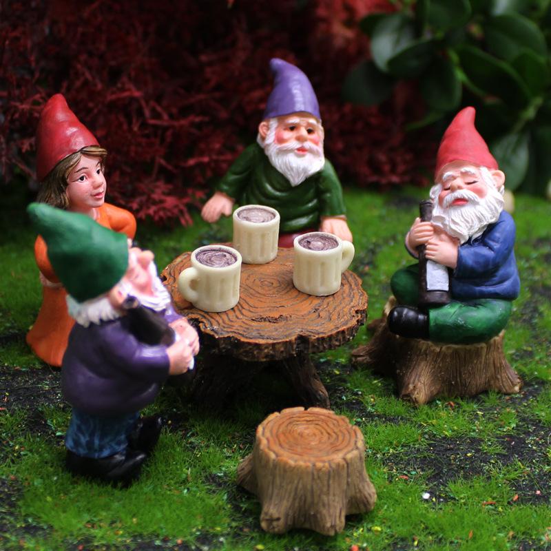 4pcs/Set Mini Funny Cute Gnome Party Resin Dwarfs Statue DIY Bonsai Decoration for Home Office Desk Sculpture
