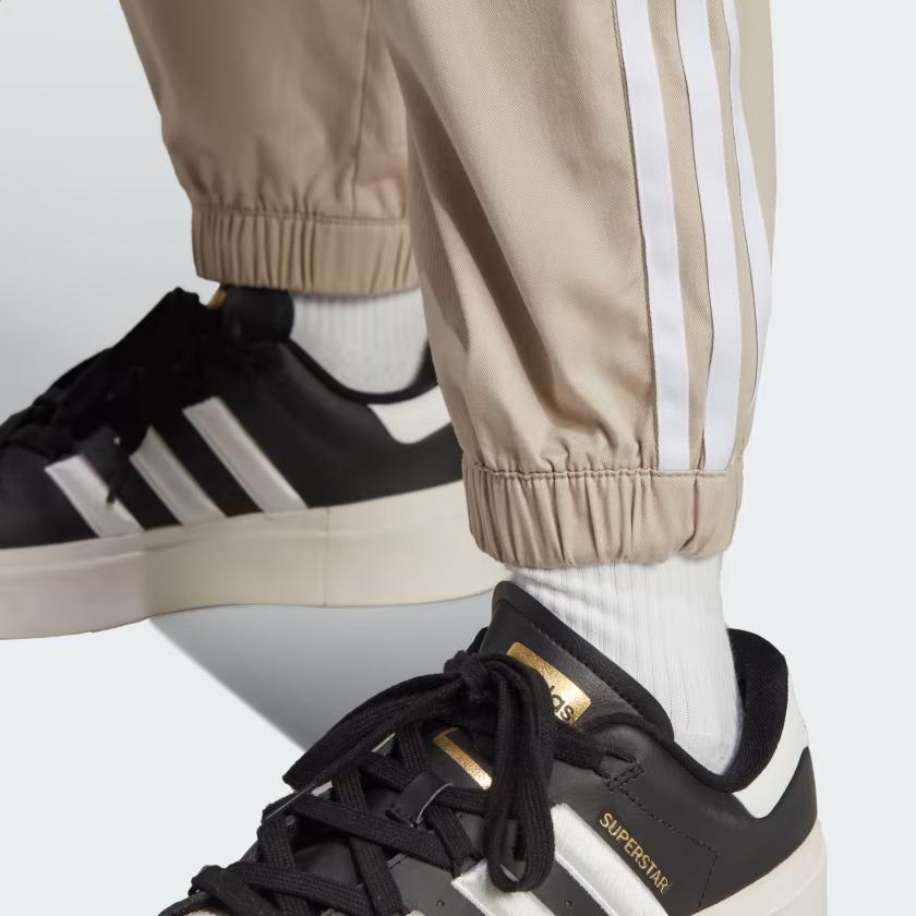 Adidas Originals Trefoil Cargo Pants With Three-Stripe Colorblock Pockets And Cuffed Knit Women Bottoms Beige IR9797