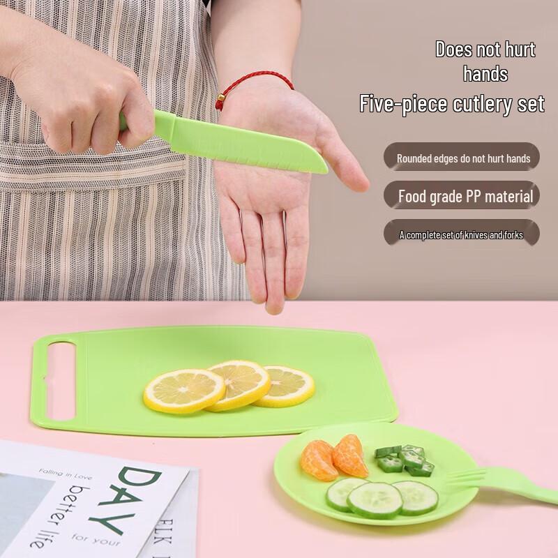 Children s Fruit Knife and Cutting Board Set