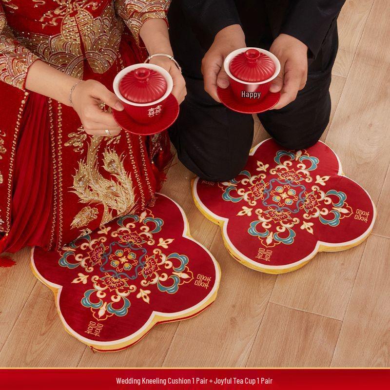 Red Wedding Kneeling Cushions for Tea Ceremony and Bride's Address Change - Complete Cotton Set.