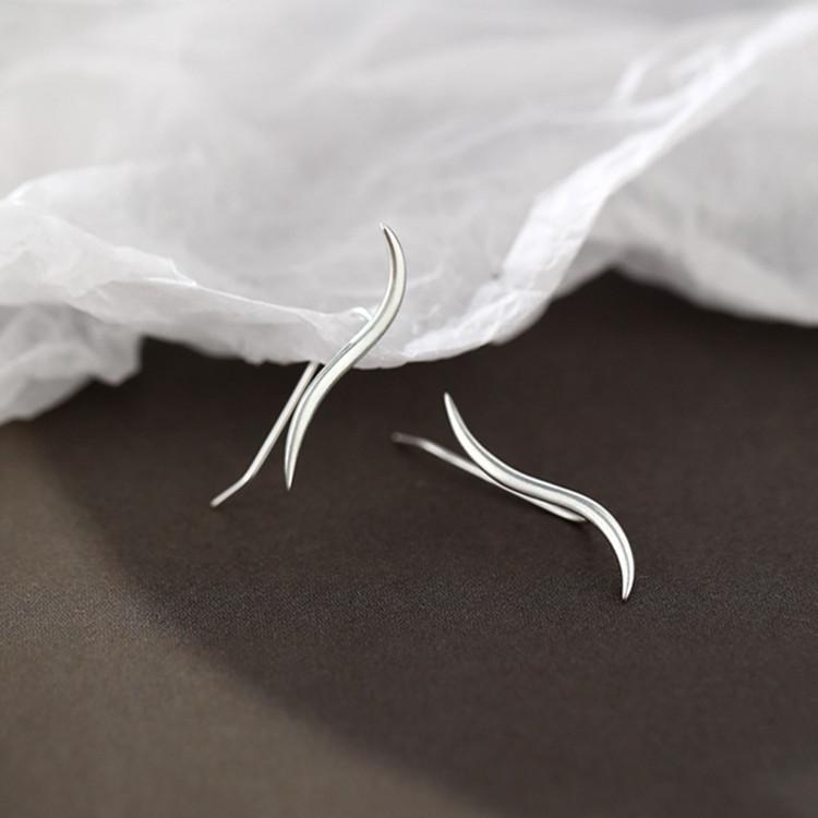 

Женские серьги-пусеты из стерлингового серебра 925 пробы - Нишевый дизайн, Тренд лета 2022 серебряный