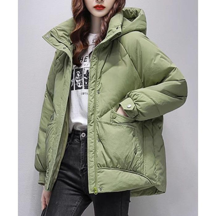 Popular Women's Winter Cotton Coat, Thickened and Warm, Short Style, Attractive and Fashionable