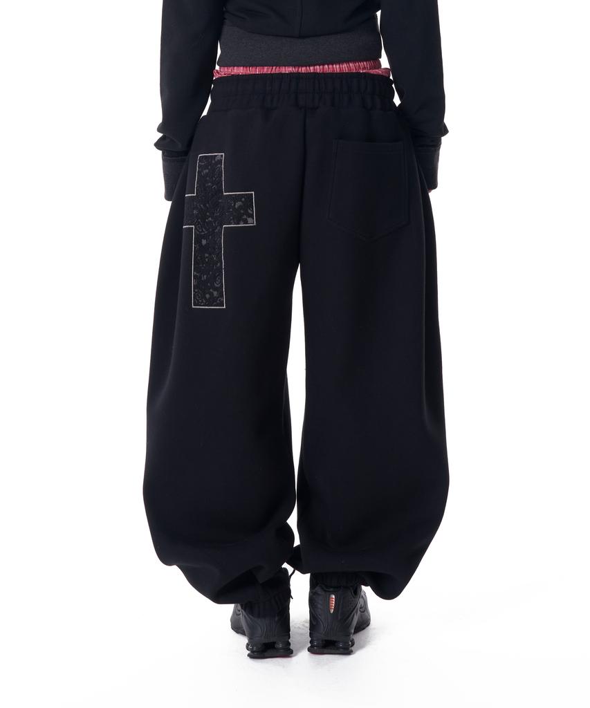 AAKAM Laced Cros2 Patch Sweatpants (Black)