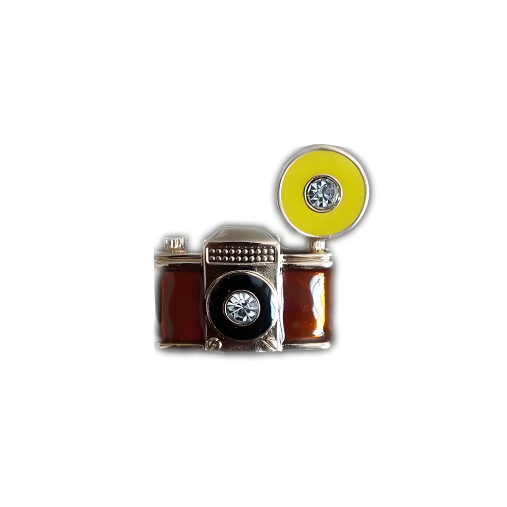 Retro British Style Camera Brooch Female Exquisite Creative Corsage Niche Design Pin Personalized Suit Accessories
