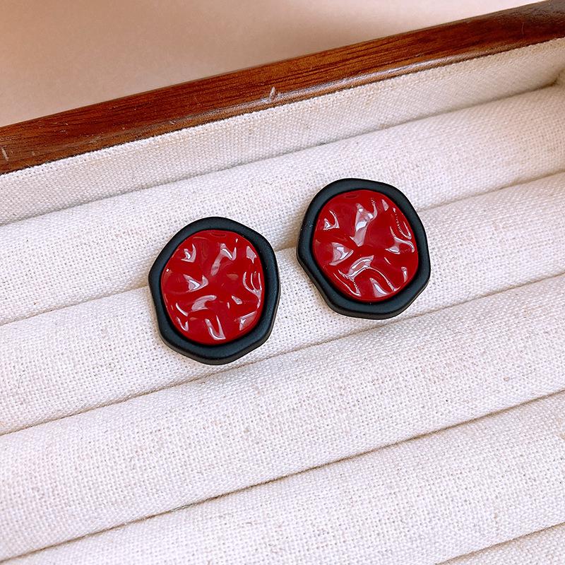 Silver Needle Red Geometric Stud Earrings - Korean Style Fashion Design for Women, High-End Exquisite Ear Jewelry