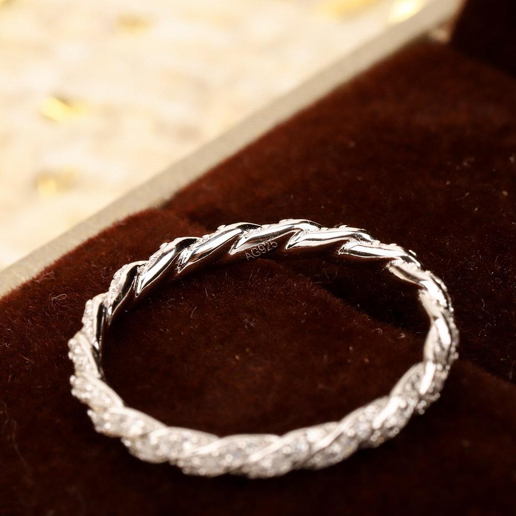 Latest Hot Brand Vintage Women's Rings Luxury Jewelry For Women Full Diamonds Designer Fashion Pure 925 Silver Lady Party Rings