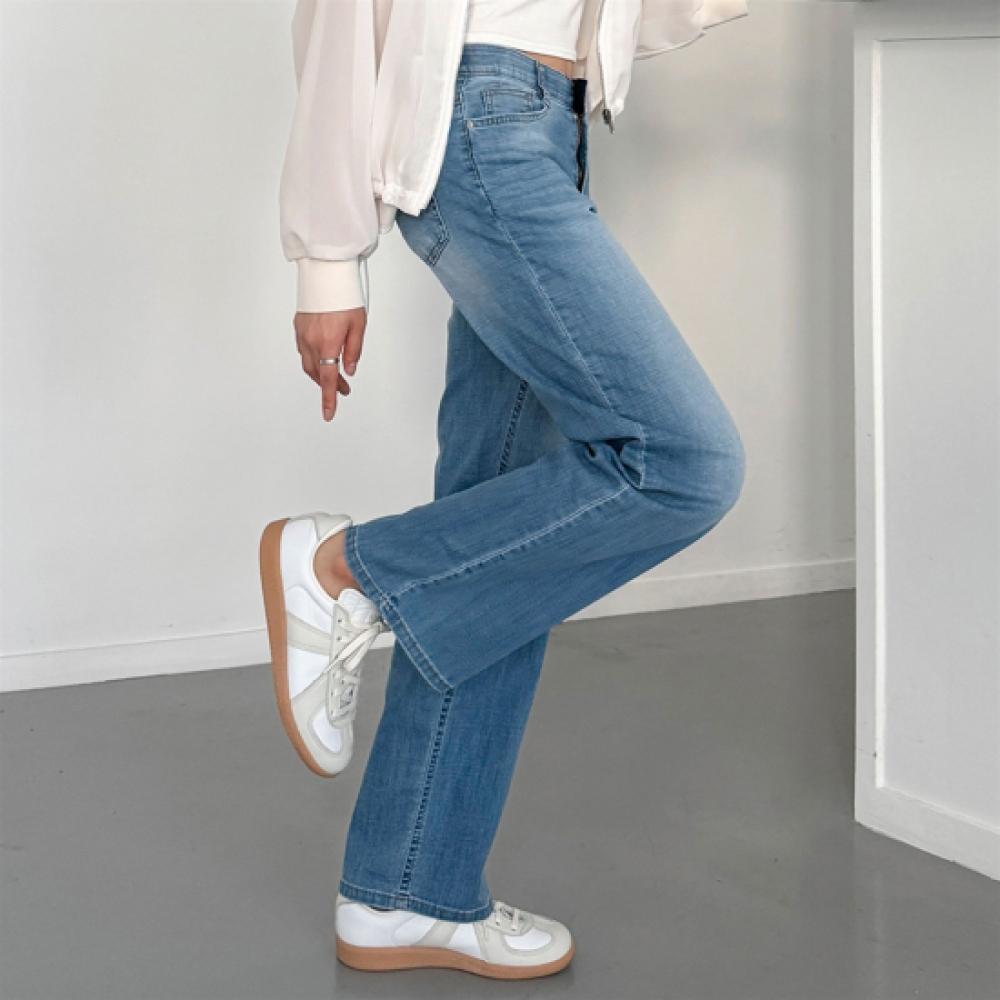 New Arrivals Open Run Women Big Size Washing Span Straight Fit Jeans