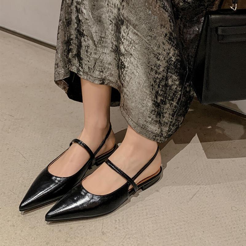 Fashion 2025 New Designer Summer Cover Toe Women Sandals Fashion Shallow Soft Sole Flats Ladies Outdoor Street Style Dress Shoes