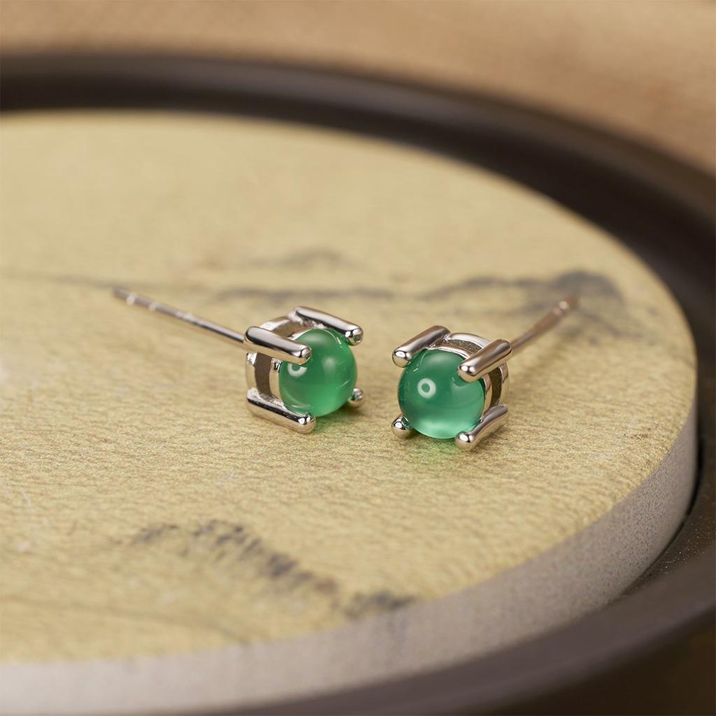 S925 Sterling Silber natürliche Eis Chalcedon Ohrstecker Damen vier Krallen grüne Chalcedon Ohrringe Mode Licht Luxus Ei Oberfläche Silber Inlay