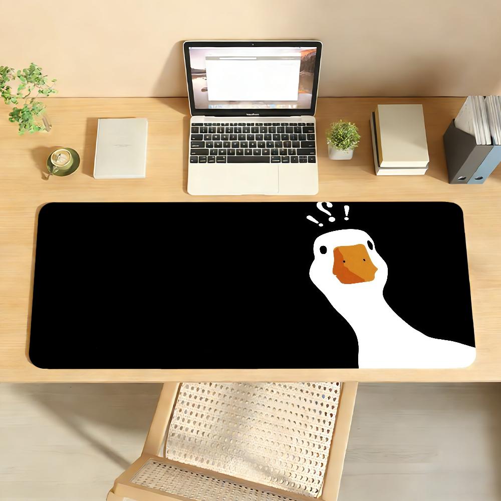 Funny GGoose Mouse Pad Nonslip Locking Edge Desk Mat PC Laptop Accessories Rubber Office Keyboard Large Gamers Decoracion