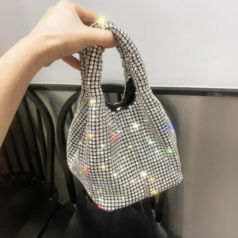 Rhinestone-Filled Bag Women'S Diamond-Studded Dinner Bucket Bag Rhinestone-Studded Chain Bag Shiny Hand-Held Crossbody Bag