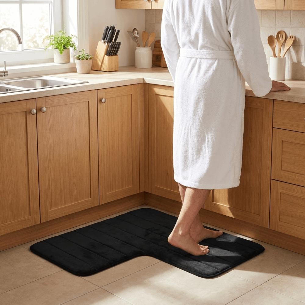 Striped L-Shaped Bathroom Floor Mat Coral Velvet Non-Slip Doormat Absorbent Foot Mat Shower Room