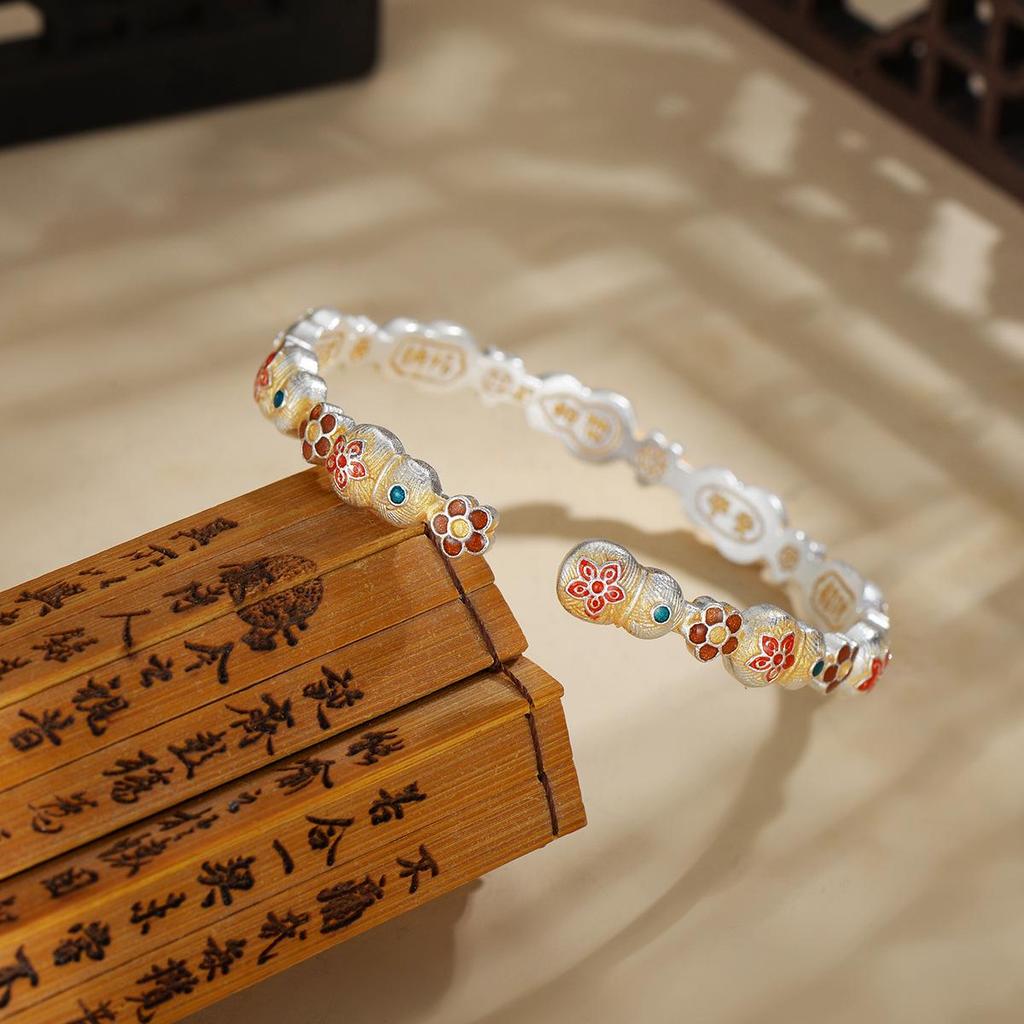 Elegantes goldbemaltes Cloisonné-Kürbis-Lotus-Armband - Vielseitiger Luxus für Glück und Wohlstand