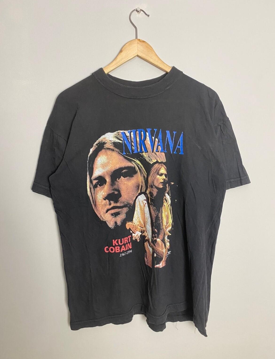 Vintage 90s Nirvana Kurt Cobain Memorial Bootleg Band Tshirt L black Unisex T-Shirt XXL