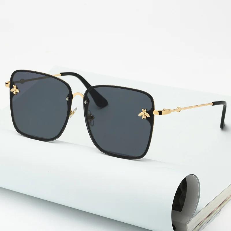 Vintage Fashion Oversized Rimless Sunglasses Women Luxury Brand Retro Gradient Bee Square Sun Glasses Female