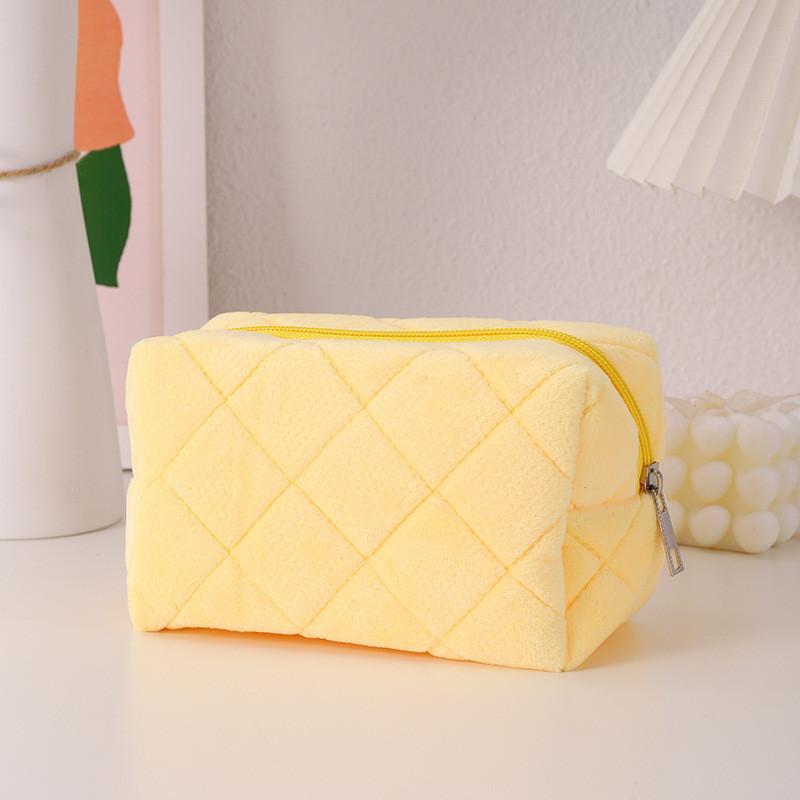 Fashion Plush Travel Cosmetic Bag With Compact Design For Women And Men