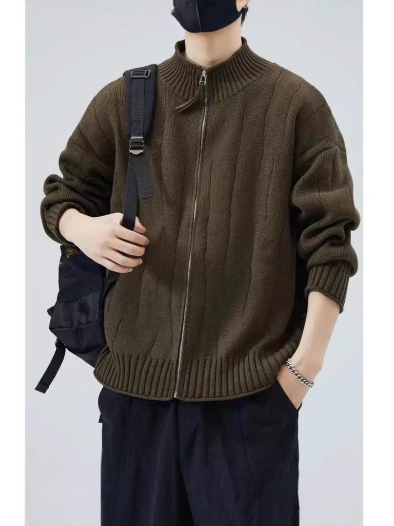 Men's Loose Fit Japanese Style Stand Collar Zipper Cardigan Sweater - Autumn & Winter Woolen Knitwear for Couples