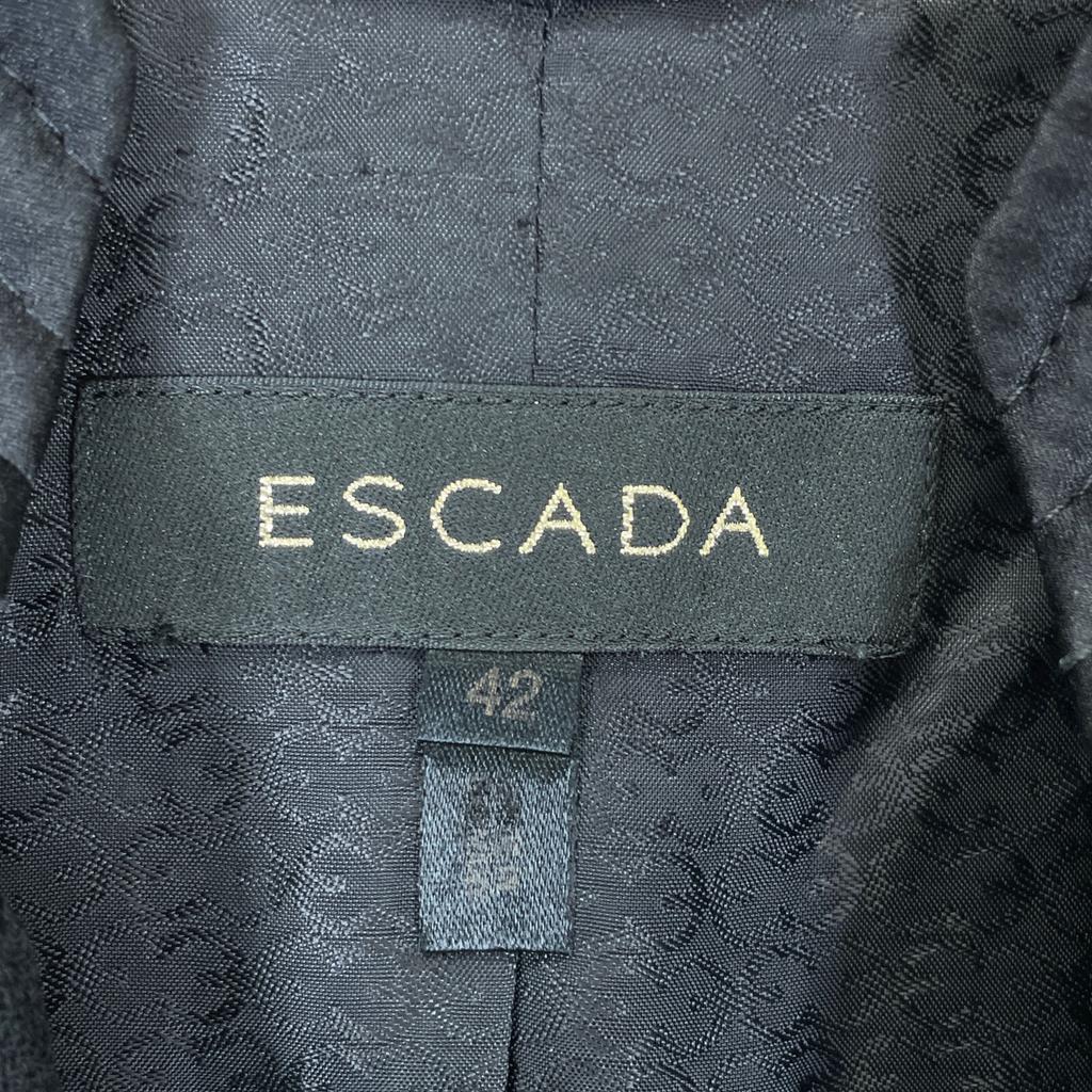 Escada Черное пальто с поясом и воротником-стойкой пальто 42 черныйПодержанный