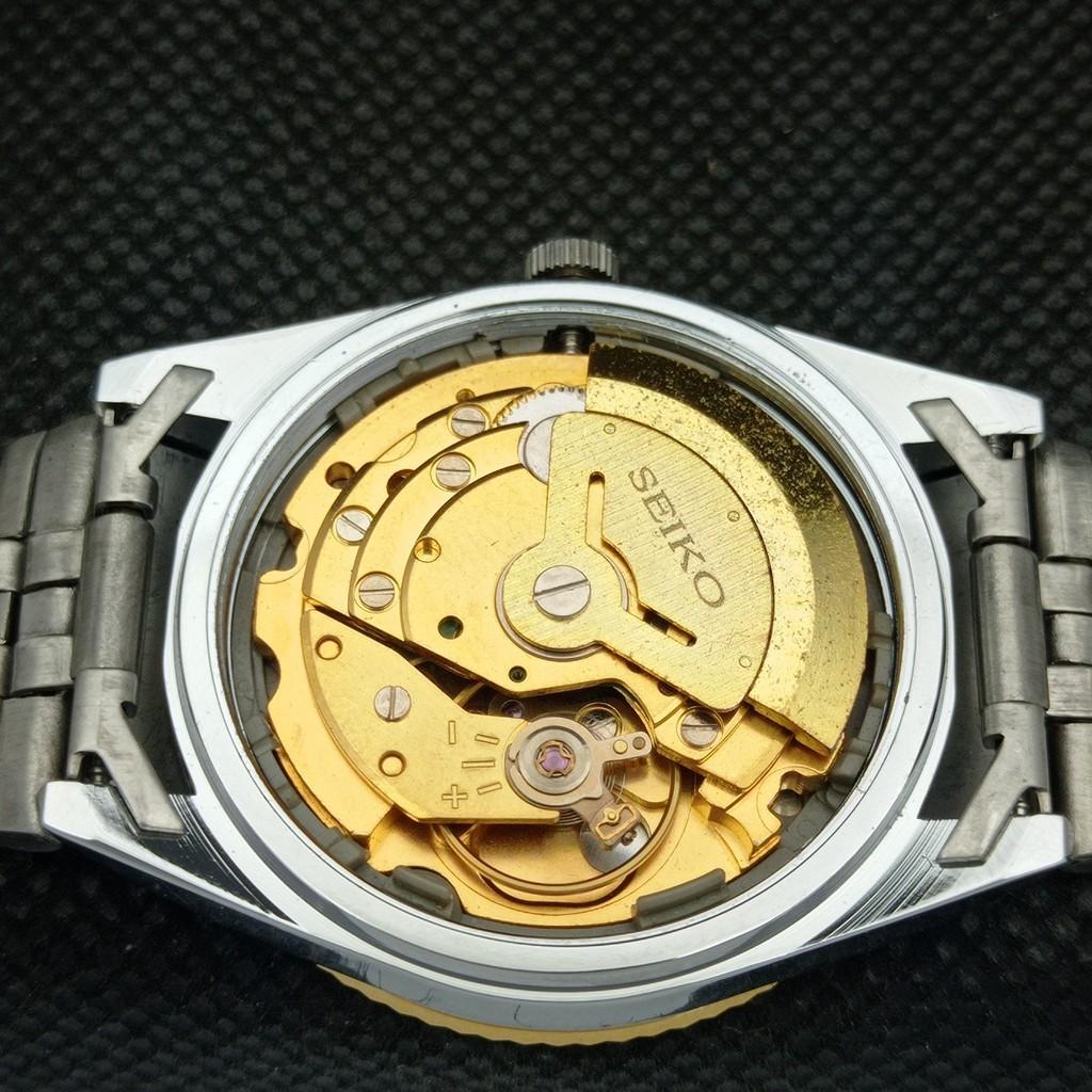 BRUKT SEIKO 5 AUTOMATISK JAPAN HERRE KLOKKE SJELDEN GYLDEN URVERK 575a-a304886-9 SKU575a-a304886