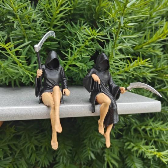 Gothic Desktop Sculpture Handmade Art Ornaments Mysterious Fantasy Figure Halloween Theme Garden Shelf Decoration