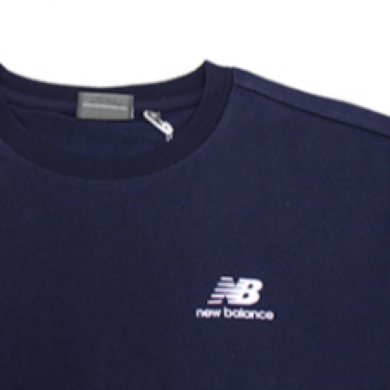 New Balance EssenTials Small Logo ShorT Sleeve T shirT Navy Nbnecb1153 59