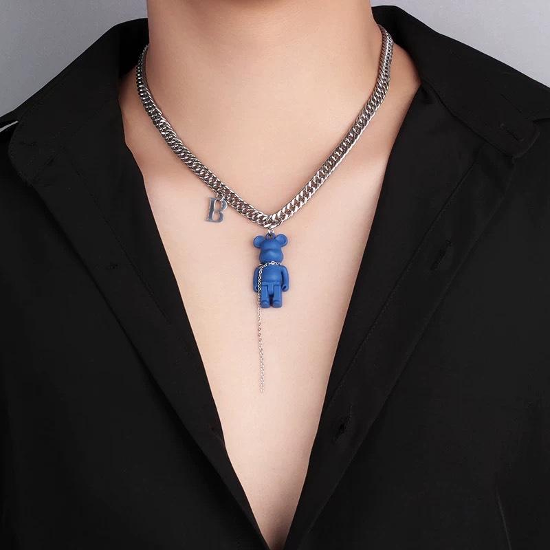 Tide cool hip hop chain blue bear B necklace men's and women's new niche design sweater sweater chain