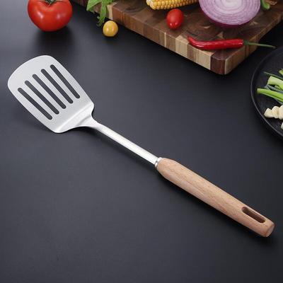 Beechwood Handle Stainless Steel Kitchen Utensil
