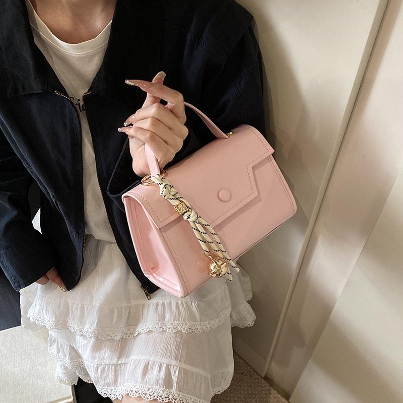 Premium Texture Handbag Women's New Summer Versatile Messenger Bag Small Bag Fashion Small Square Bag