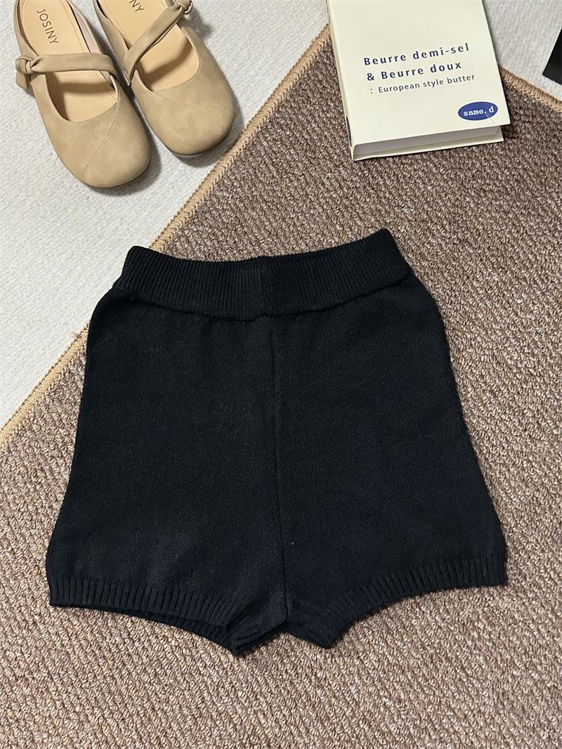 

Retro High Waist Striped Knit Shorts - Japanese & Korean Style, Elastic, Versatile, Slimming, Wide Leg, Bootcut for Women One Size