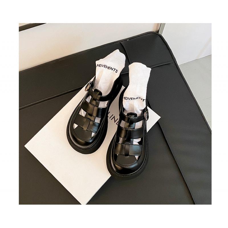 Leather Baotou Sandals Women's Summer 2025 New College Style Hollow Casual Shoes Muffin Platform Roman Sandals