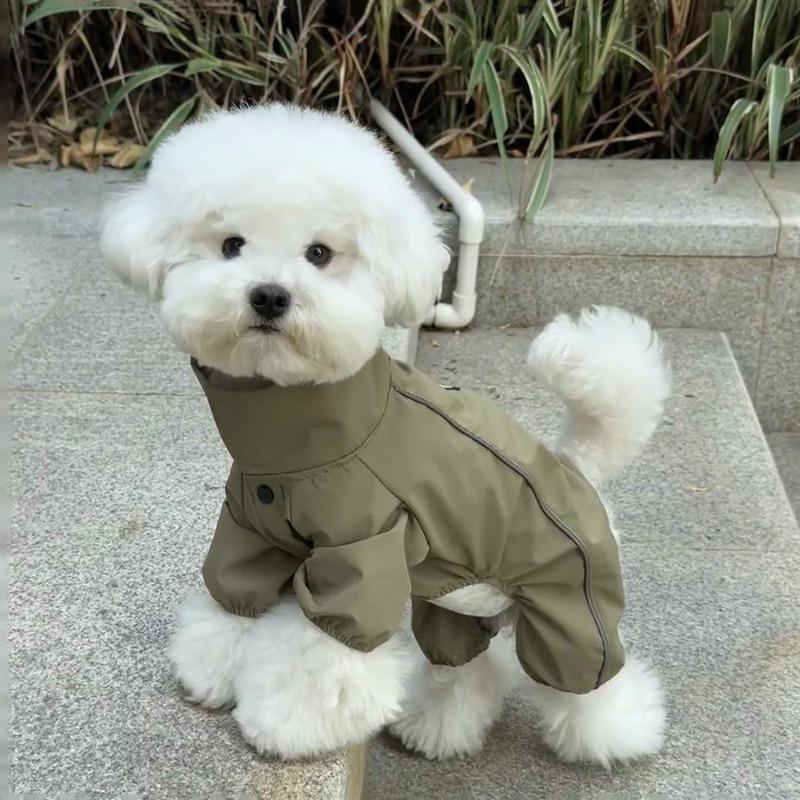 

Spring and summer dog clothes four feet cute going out puppy teddy pomeranian handsome spring and autumn models sunscreen dust S chest 35 back 25 about 3-2 kg