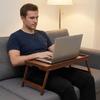 Tragbares multifunktionales Bambus-Serviertablett mit klappbaren Beinen Frühstück im Bett Tablett für Sofa Servieren Essen Arbeiten Lesen