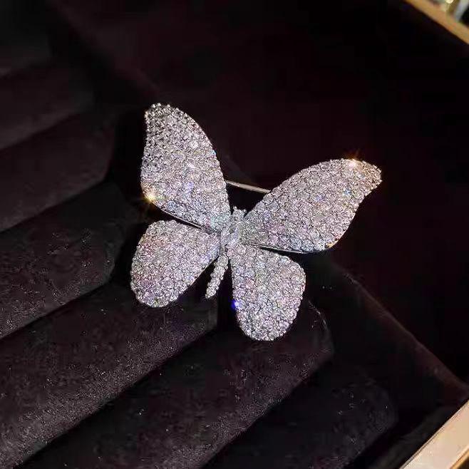 

Циркониевая брошь-бабочка с гальваническим золотым покрытием для женских пиджаков и пальто серебряный