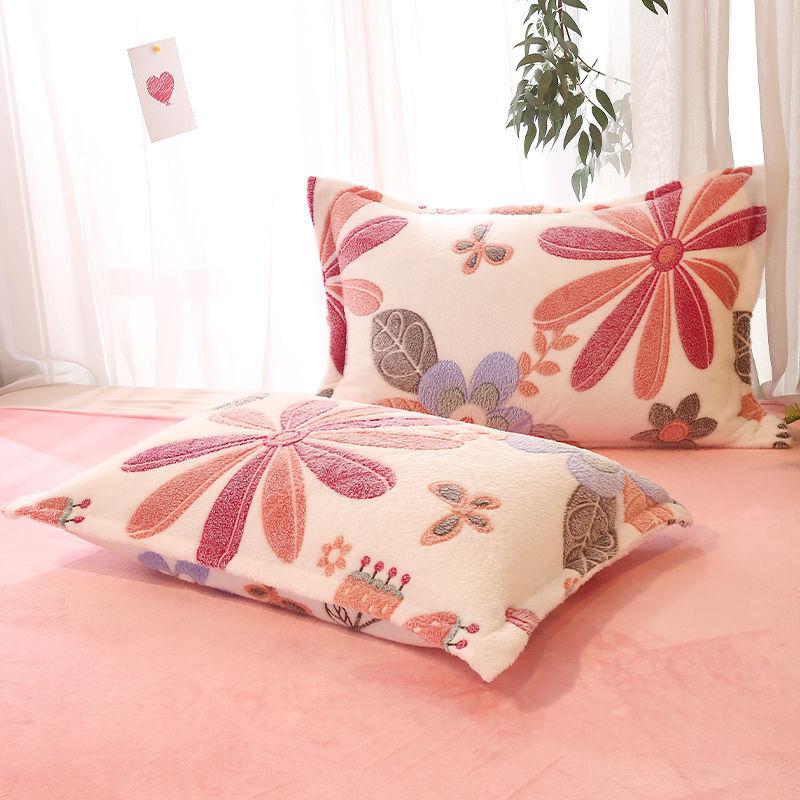 Flower Flannel Pillowcase Winter Warm Flannel Comfortable Pillow Cover Cartoon Printed Coral Fleece Velvet Pillowcase