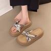 Guochao Feenwind Hausschuhe Mädchen 2025 Sommer neu Außenbekleidung mit Rock Sandalen Mode Strand dicker Boden Ein-Wort