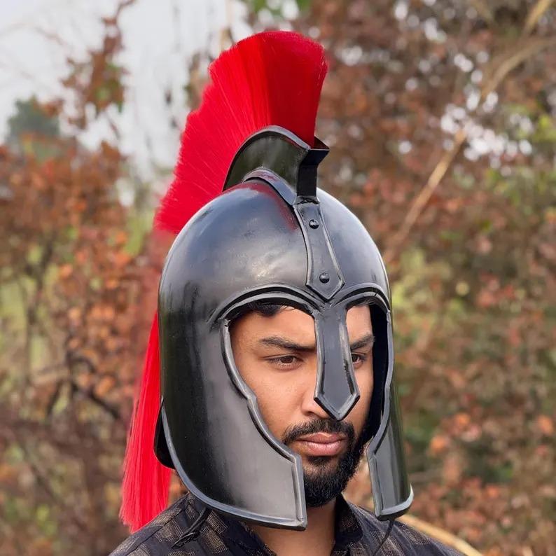 

Troy Achilles Helmet: 18-Gauge Steel Trojan Helmet with Display Stand чорний