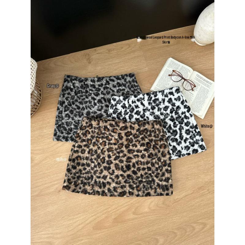 High-Waisted Leopard Print Lambswool A-line Mini Skirt - Retro Early Autumn Women s Fashion Large