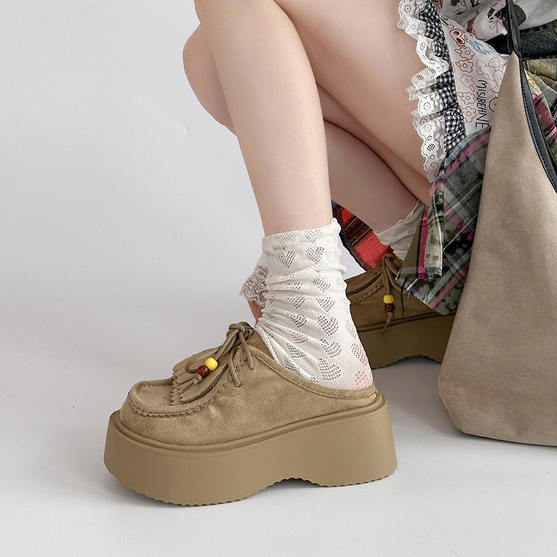 Retro Platform Beaded Lace-up Martin Boots Women's Autumn and Winter Lace-up Fashion Matte Leather Versatile Platform Casual Shoes Tide