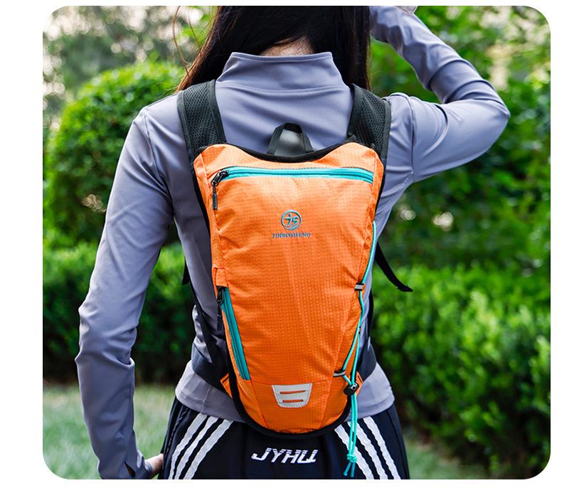 Lekki Wielofunkcyjny Plecak Turystyczny i Podróżny na Zewnątrz i do Codziennego Użytku