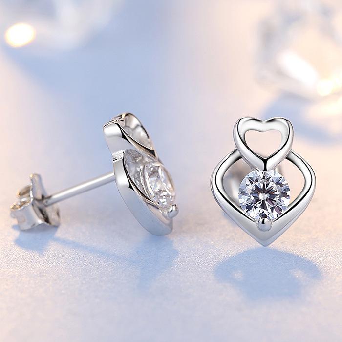 S925 Sterling Silver Korean Heart Stud Earrings with Zircon for Women
