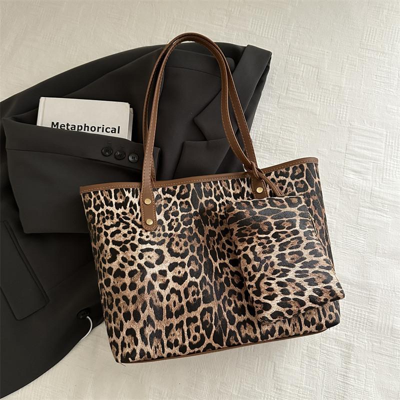 Stylish Large Capacity Khaki Brown Tote Bag With Unique Street Style For Daily Use