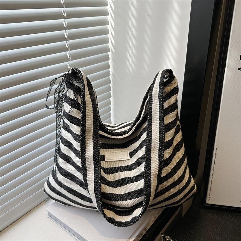 New Striped Cloth Bag Lazy Literary Style Tote Bag Student Large Capacity Casual Shoulder Armpit Bag