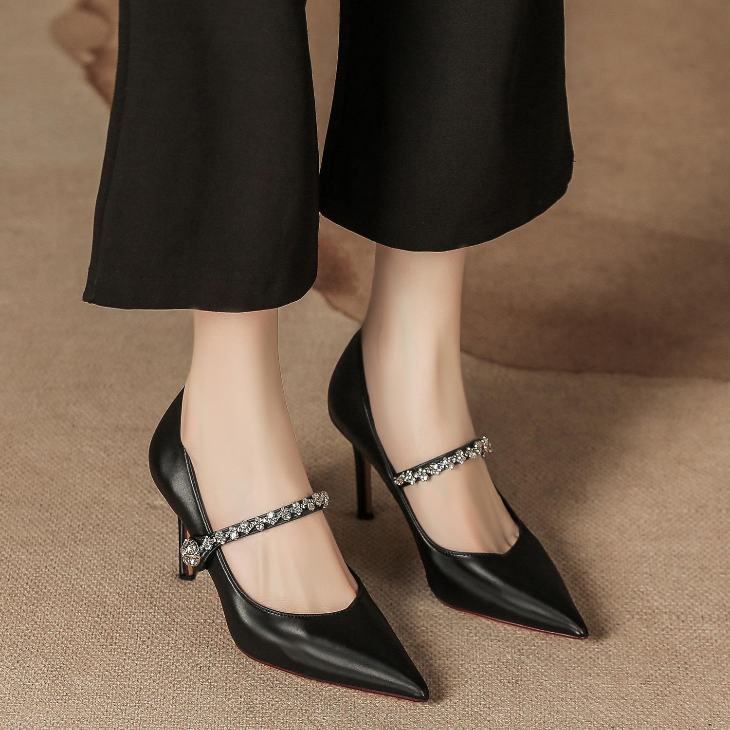 

H8335-6 туфли женские новые туфли на высоком каблуке с острым носком, на тонком каблуке, со стразами, с надписью, для повседневной носки, не утомляющие ноги, туфли-лодочки с мелким вырезом 34