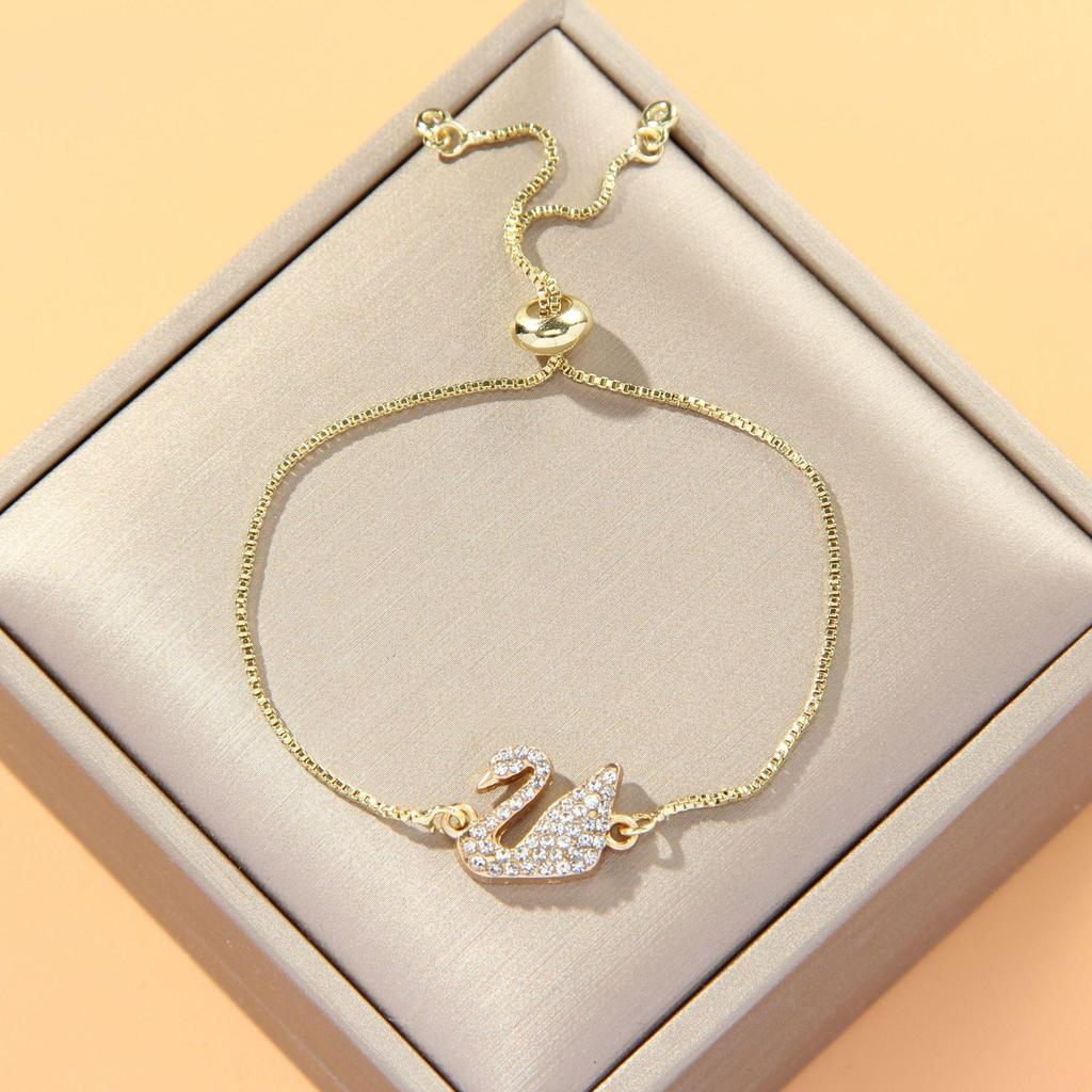 Verstellbares 8-förmiges Evil Eye Herzarmband für Damen - Europäische & Amerikanische Mode, Südostasiatischer Einfluss