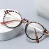 Men's Fashion Pochromic Reading Glasses Retro Anti-blue Far-sighted Eyewear Women Round Color Changing Presbyopia Glasses