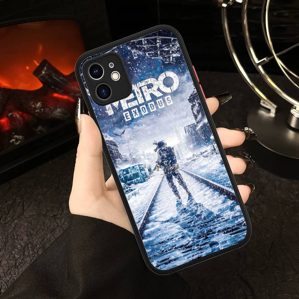 Post Apocalyptic Game Metro 2033 Phone Case For IPhone 16 15 14 Plus 15 13 12 11 Pro Max X XS MAX Matte Cover