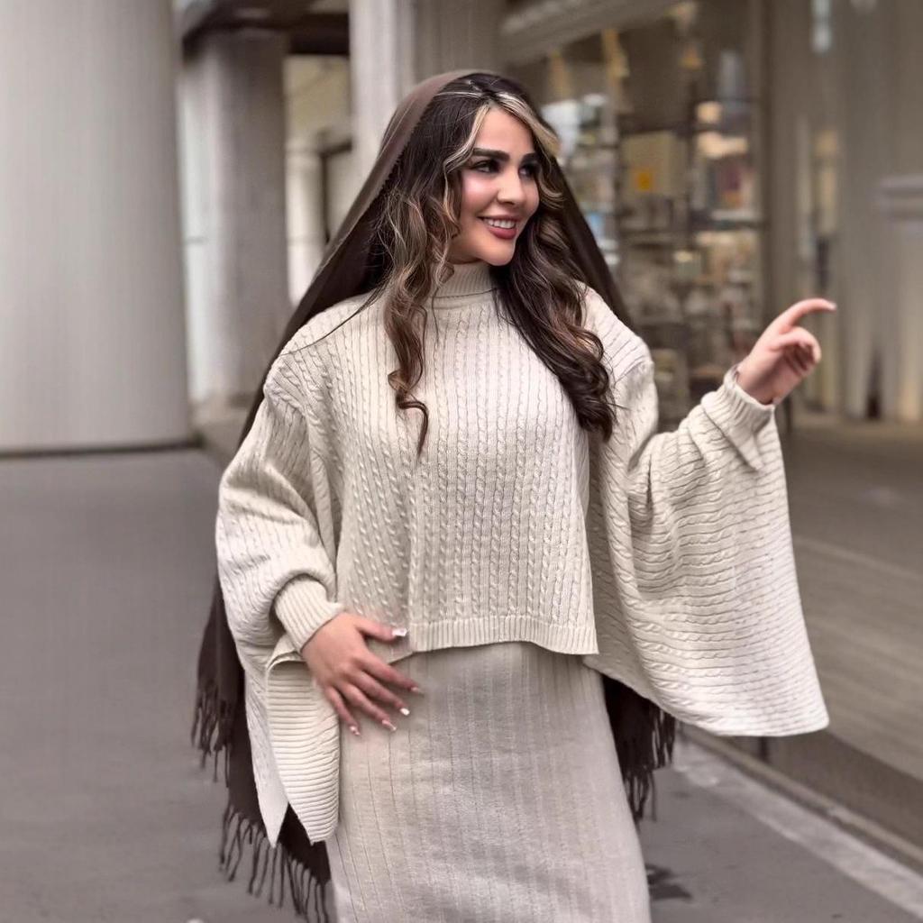 2025 Autumn Hepburn-Style Knit Sweater and Skirt Set for Women
