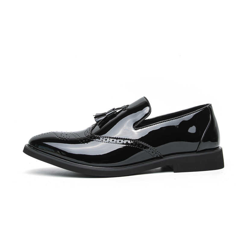 Fashion Perforated Increase Height Basket Running Casual Wedding Bridal Shoes White Sneakers Men Sport Chassure Tenix Designers