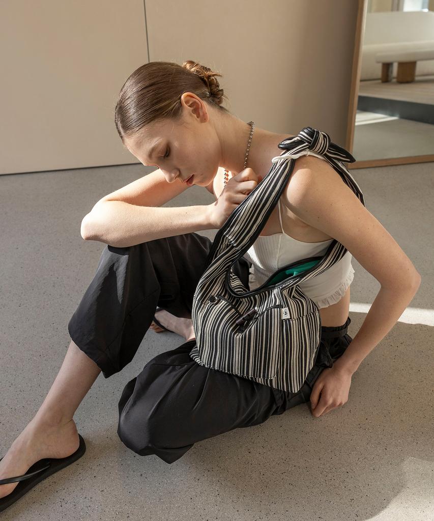 Moiqui Le Peppe Shoulder Bag_Stripe