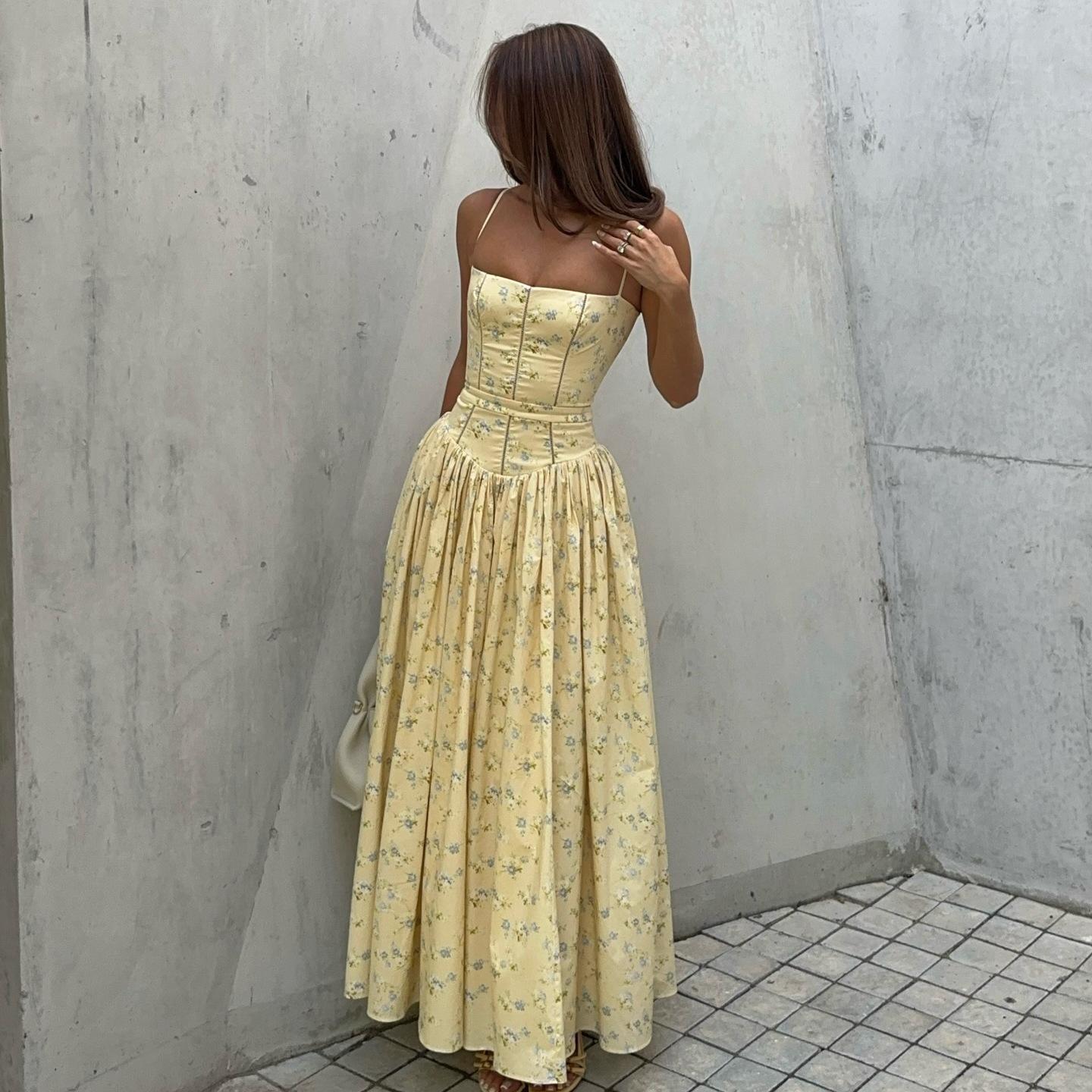 

European and American summer new sexy temperament French idyllic slim white floral suspender dress L жовтий
